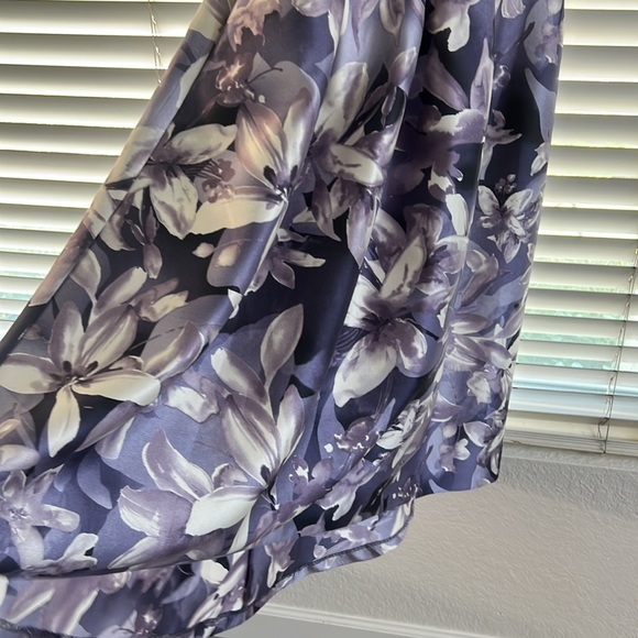 High Low Printed Sleeveless Gown with pockets - Picture 4 of 8